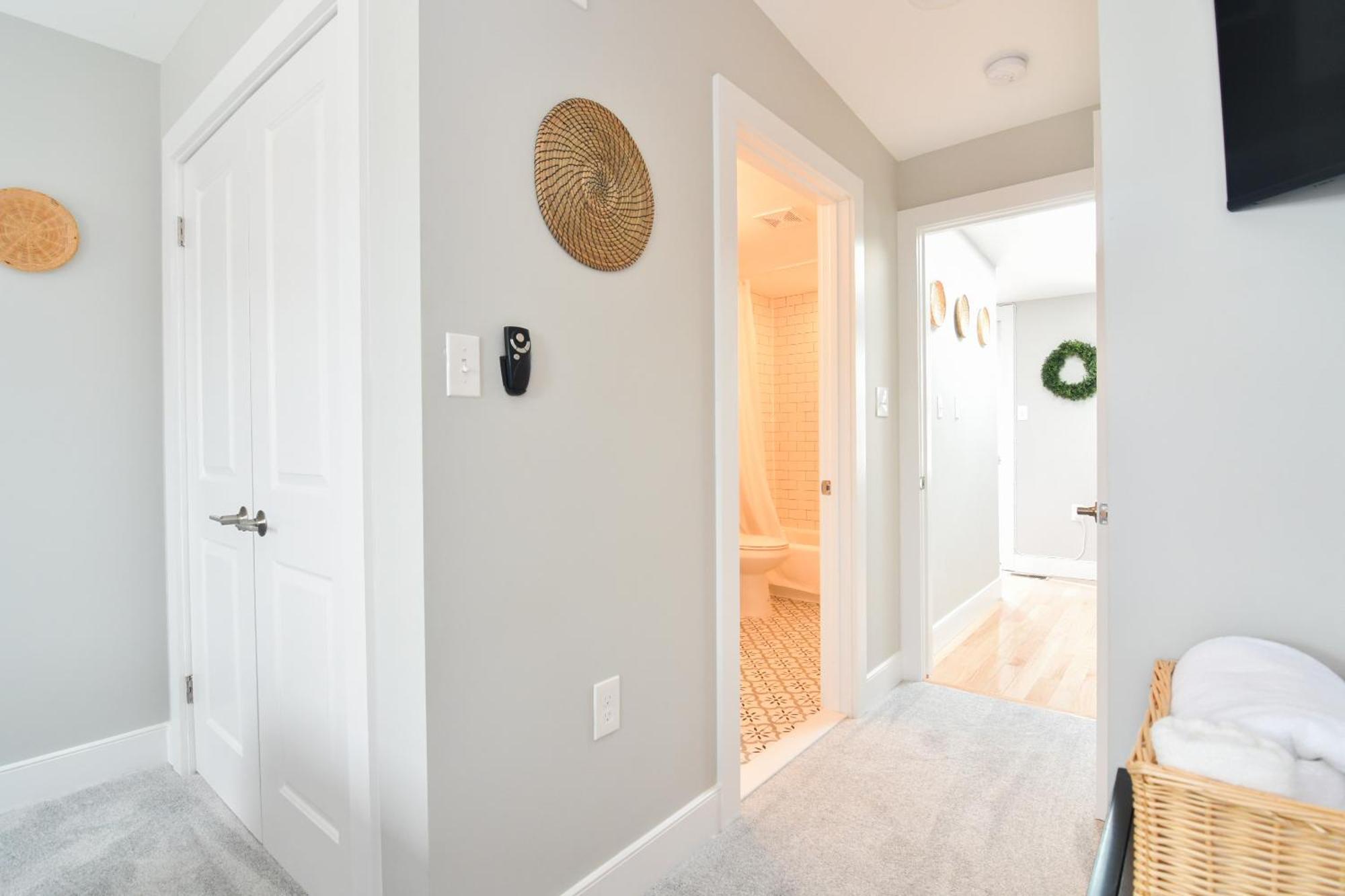 Holiday home Beautiful W/ Rooftop Deck Within A 5 Mintue Walk To Johns Hopkins Hospital